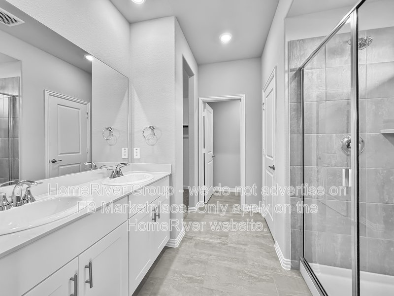 Available Now | Pets Welcome | Fridge Included property image