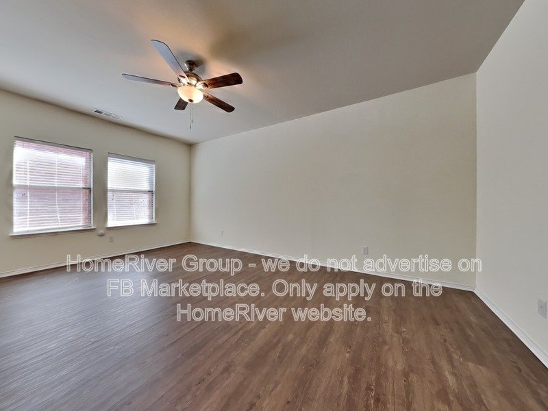 Spacious 4BR 2-Story | Fridge | W&amp;D. property image