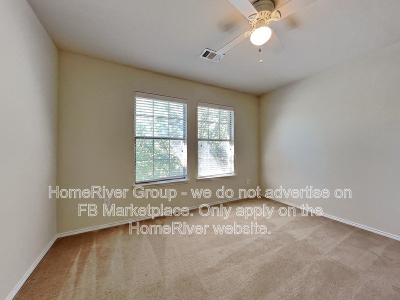 Spacious 4BR 2-Story | Fridge | W&amp;D. property image