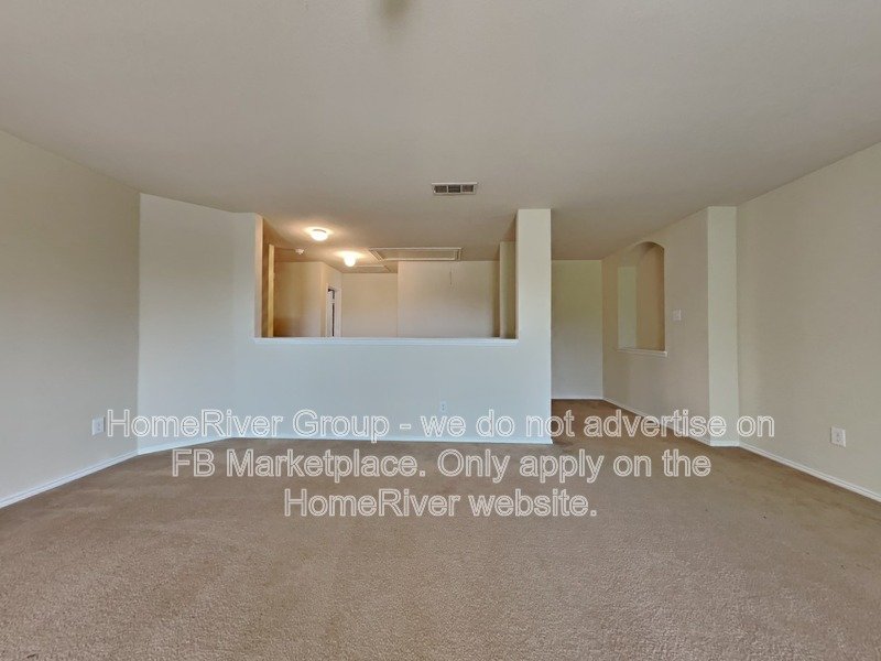 Spacious 4BR 2-Story | Fridge | W&amp;D. property image