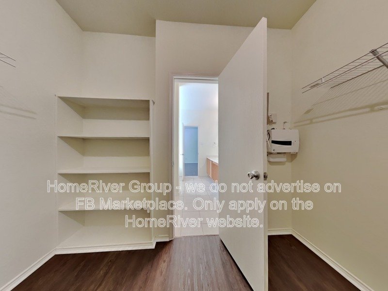 Spacious 4BR 2-Story | Fridge | W&amp;D. property image