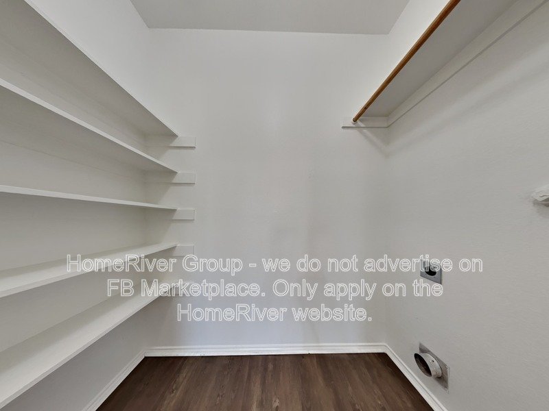 Spacious 4BR 2-Story | Fridge | W&amp;D. property image