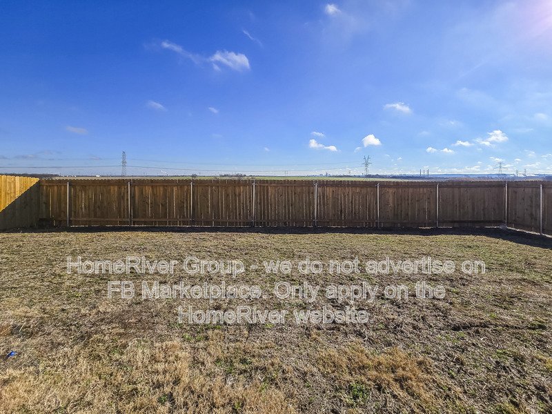 Available now! 501 Gib Woodall Dr, Venus, TX 76084 property image