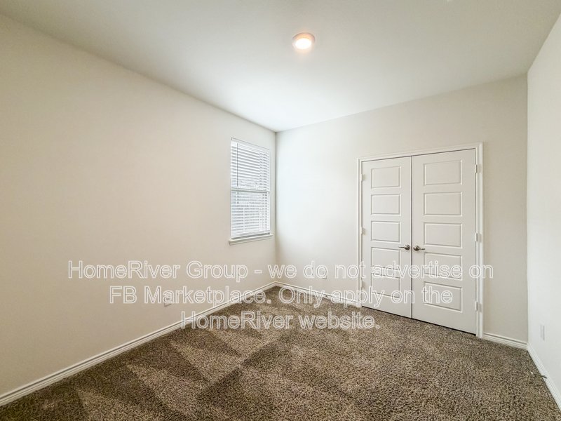 Available Now! Amazing 4 beds and 3 baths home!! property image