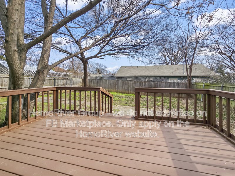 3 BR Home | Corner Lot | Deck | Refrigerator, Washer, and Dryer property image