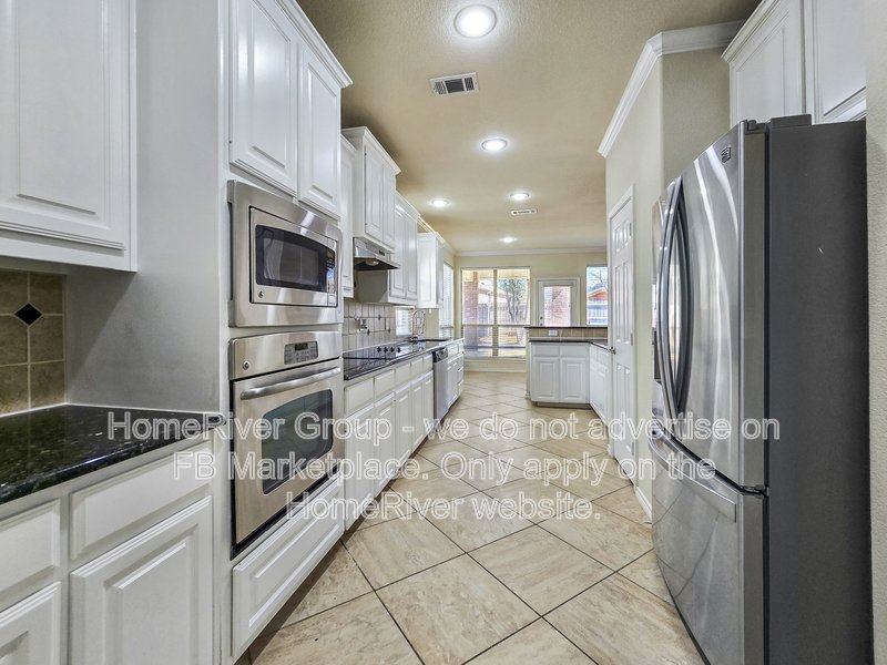 4 BR Home| Covered Patio | Refrigerator, Washer, and Dryer | property image