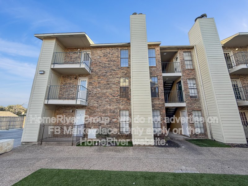 2 BR Home | Fireplace | New Refrigerator, Washer, And Dryer Included property image