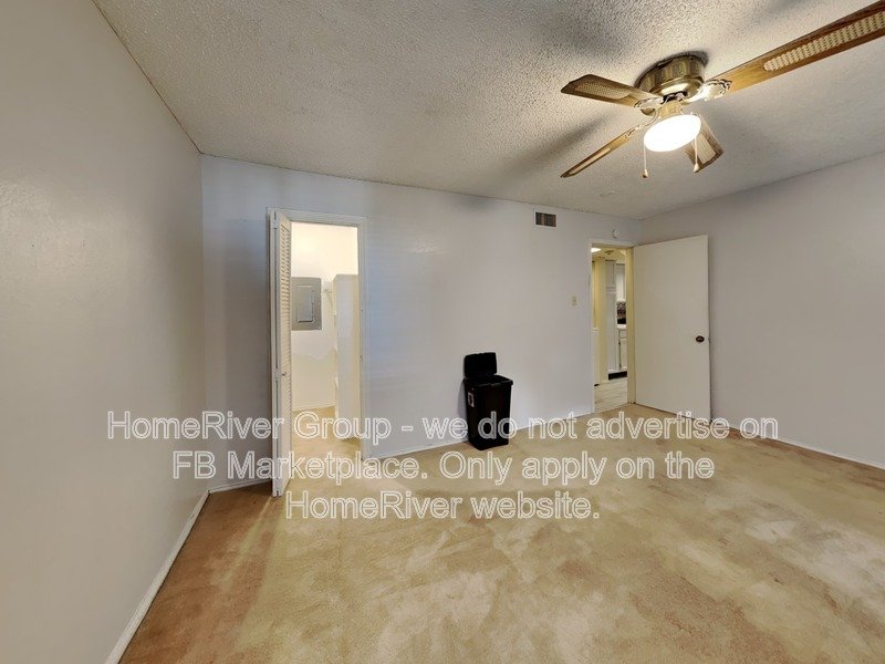 Arlington Oaks Oasis: Modern Condo Living Awaits! property image