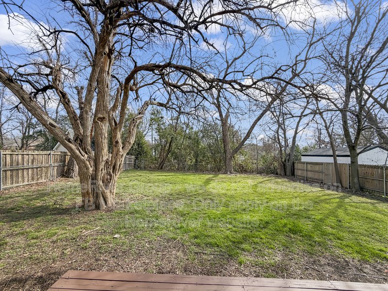 3 BR Home | Granite Countertops | Back Deck | Fenced Yard property image