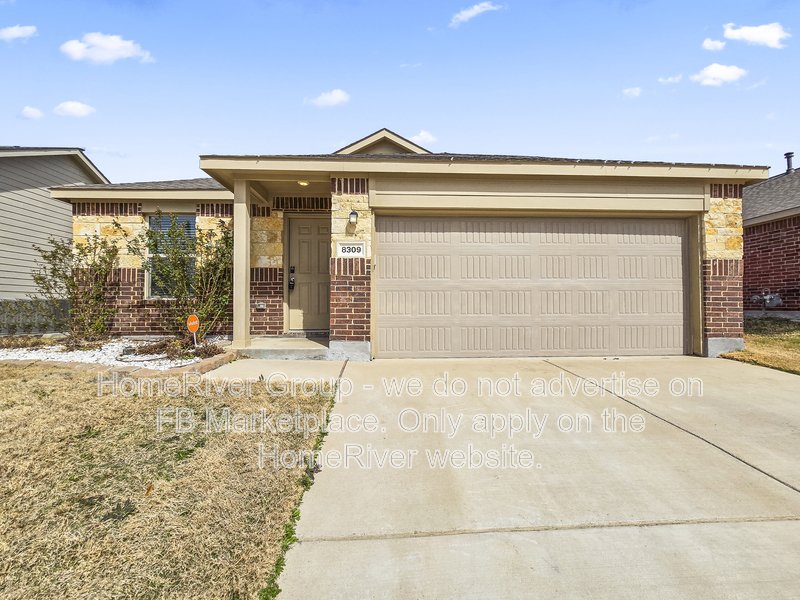 4 BR Home | Attached Garage | Community Pool property image