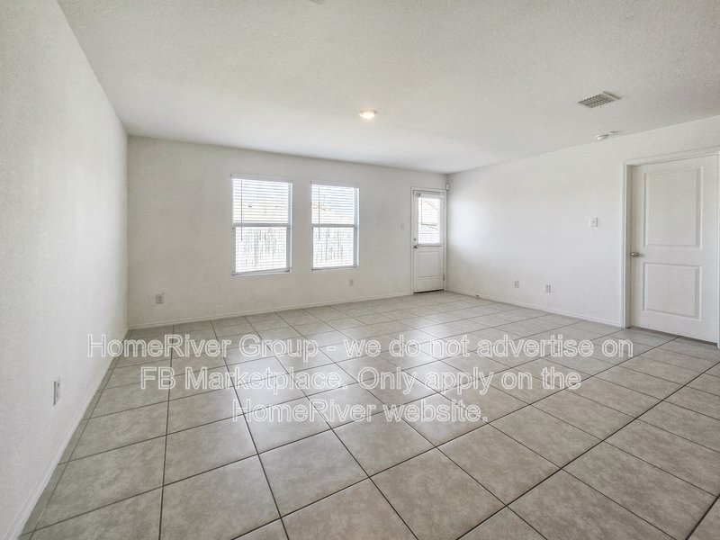 4 BR Home | Attached Garage | Community Pool property image
