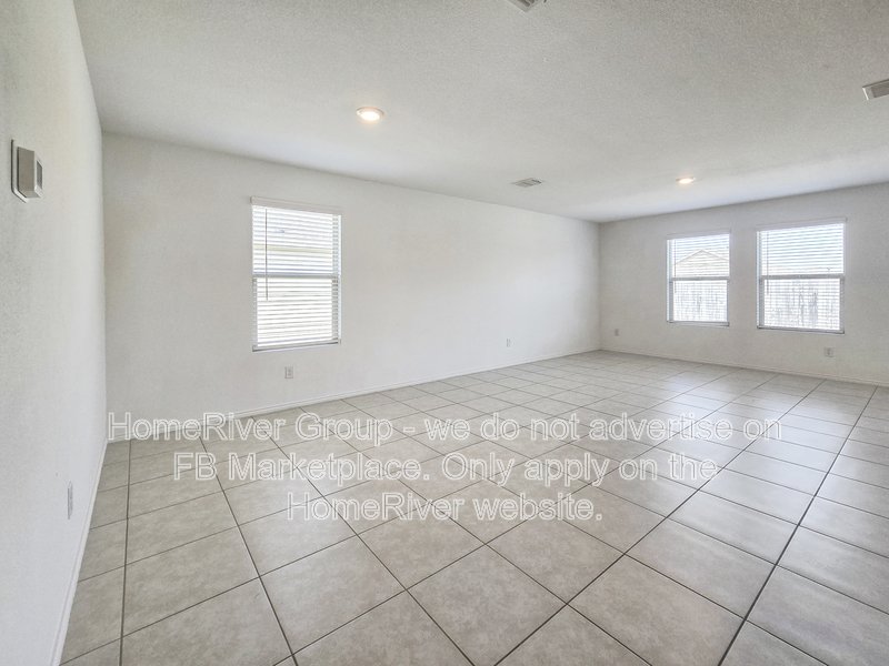 4 BR Home | Attached Garage | Community Pool property image