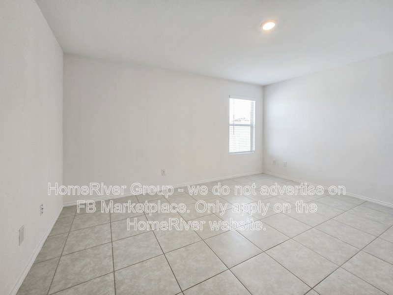 4 BR Home | Attached Garage | Community Pool property image