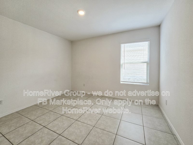 4 BR Home | Attached Garage | Community Pool property image