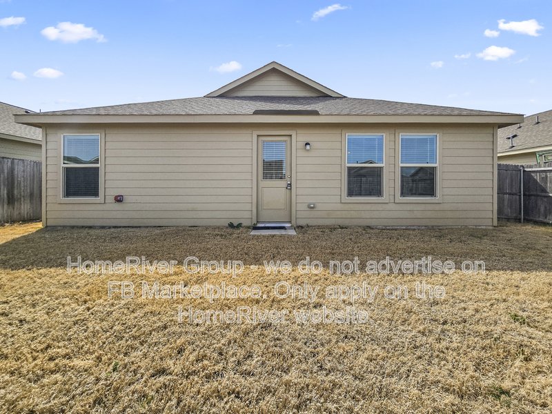 4 BR Home | Attached Garage | Community Pool property image