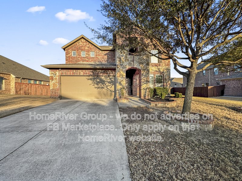Move-in Ready 4 BR Home | Gas Fireplace and Burners | Community Pool property image