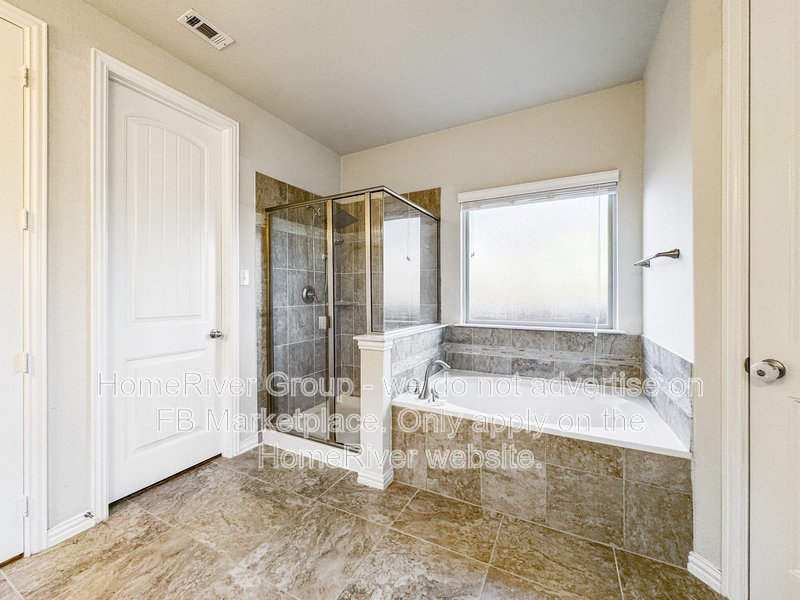 Move-in Ready 4 BR Home | Gas Fireplace and Burners | Community Pool property image