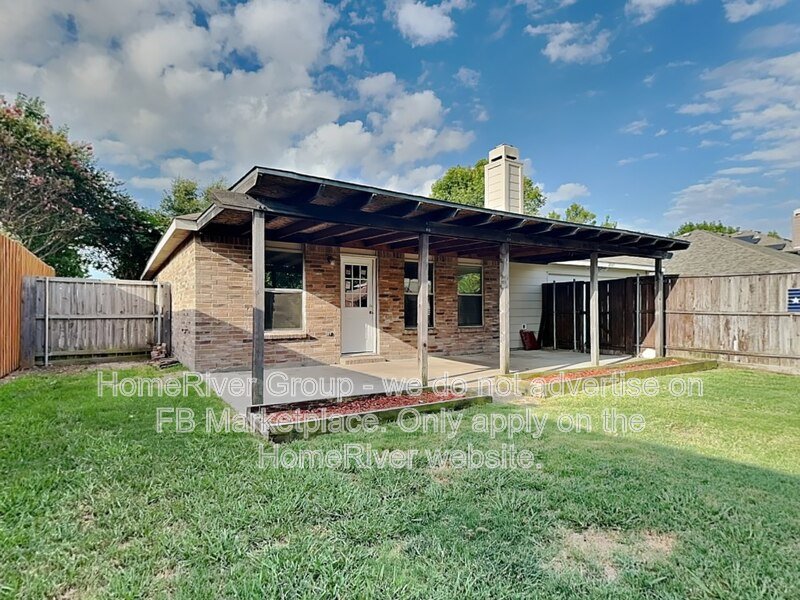 3 BR Home | Fireplace | Covered Patio property image