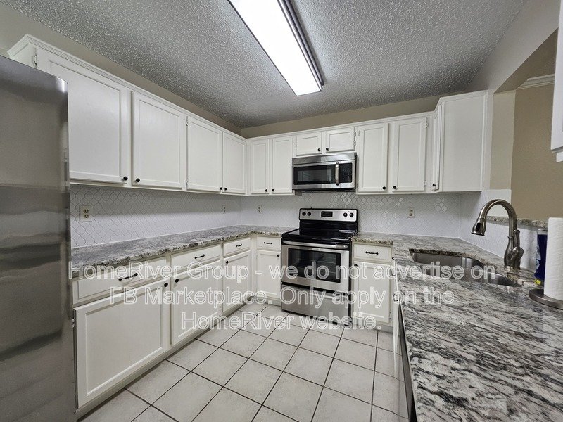 Centrally Located Carrollton Gem | 20 Mins to DFW and Steps to Dining property image