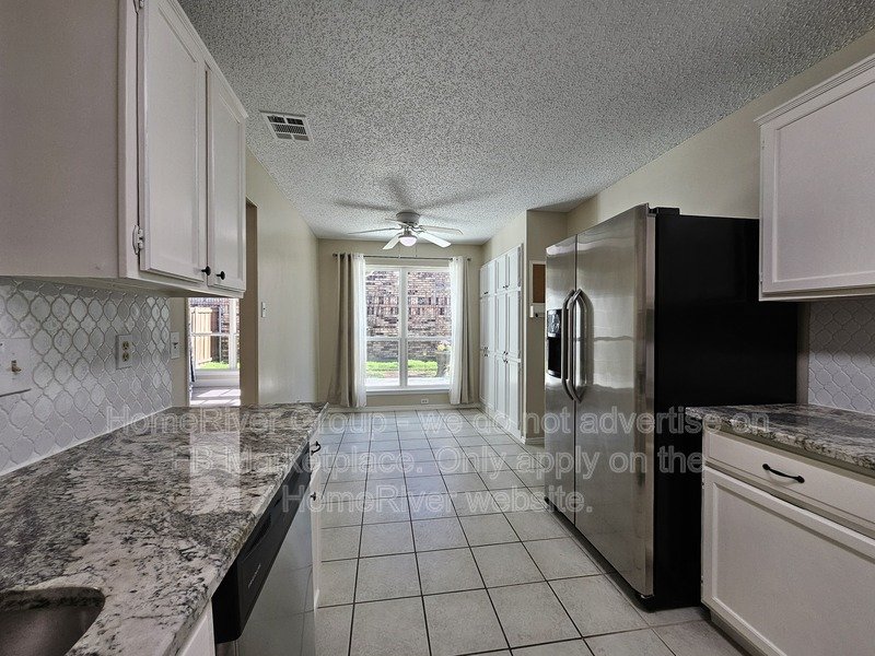Centrally Located Carrollton Gem | 20 Mins to DFW and Steps to Dining property image