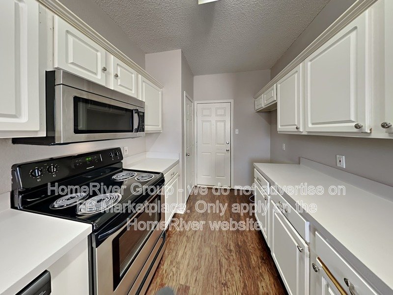 Beautiful 4-Bed | Corner Lot | Fenced Backyard. property image