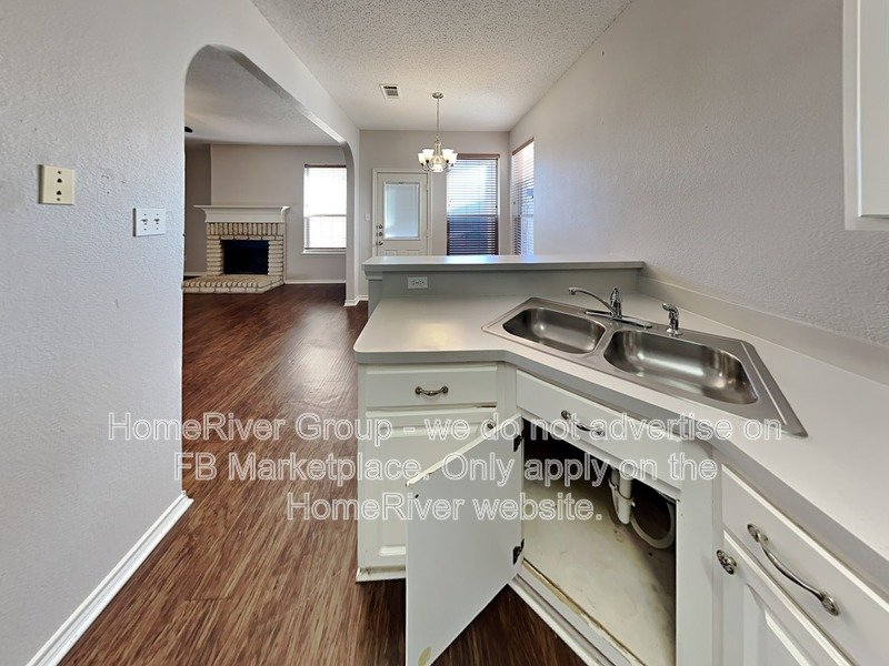 Beautiful 4-Bed | Corner Lot | Fenced Backyard. property image