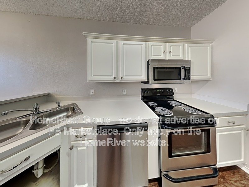 Beautiful 4-Bed | Corner Lot | Fenced Backyard. property image