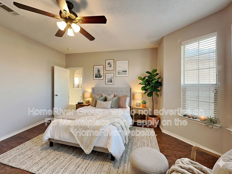 Beautiful 4-Bed | Corner Lot | Fenced Backyard. property image