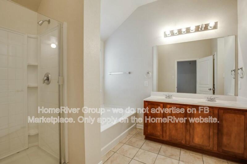 Beautiful 4-Bed | Garage | Pet-Friendly. property image