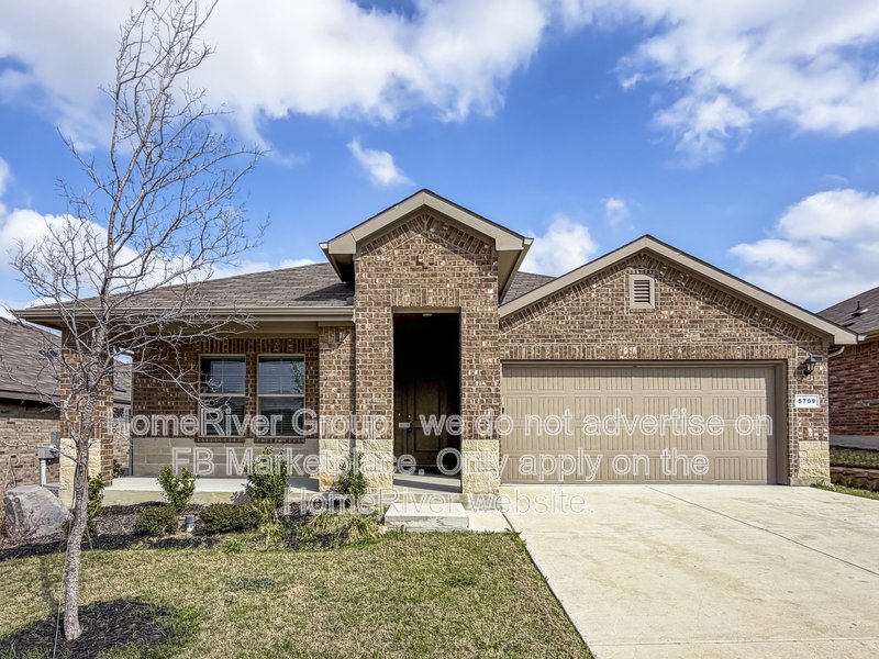 Beautiful 4-Bed | 2-Car Garage | Covered Patio. property image