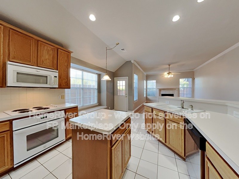 Move-in Ready! Gorgeous 4-Bed | Allen ISD | Garage. property image