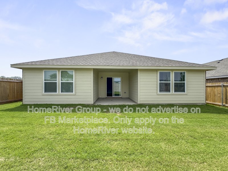 Pets Welcome!! property image