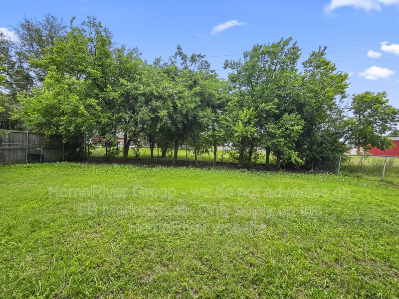 3 BR Home | Fireplace | Covered Patio | Fenced Yard property image
