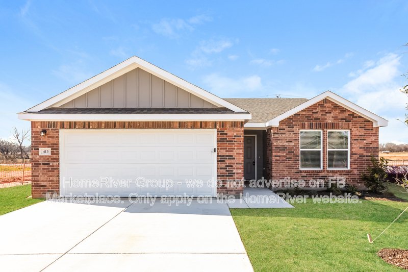 Available Now! 413 Jameson, Springtown, TX 76082 property image
