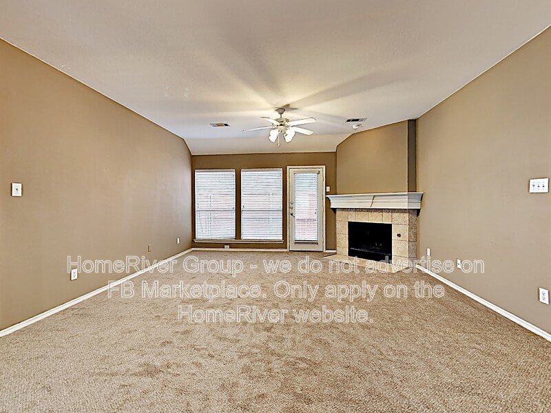 Available Now! 2405 N Brook Dr, McKinney TX 75070 property image