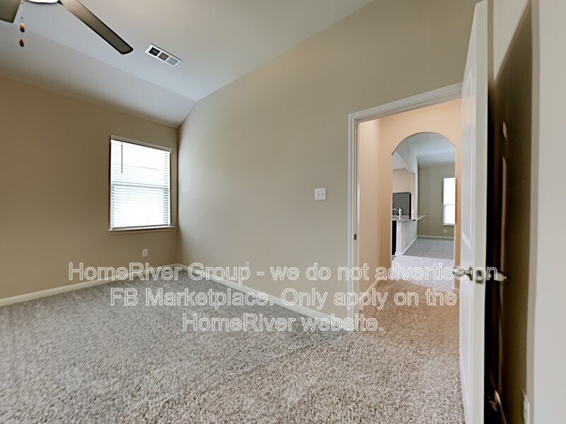 Modern 4-Bed Princeton Home with Granite Counters &amp; Open Layout property image
