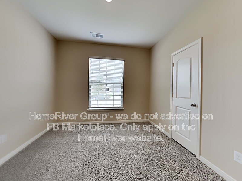 Modern 4-Bed Princeton Home with Granite Counters &amp; Open Layout property image