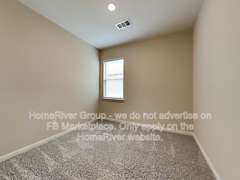 Modern 4-Bed Princeton Home with Granite Counters &amp; Open Layout property image