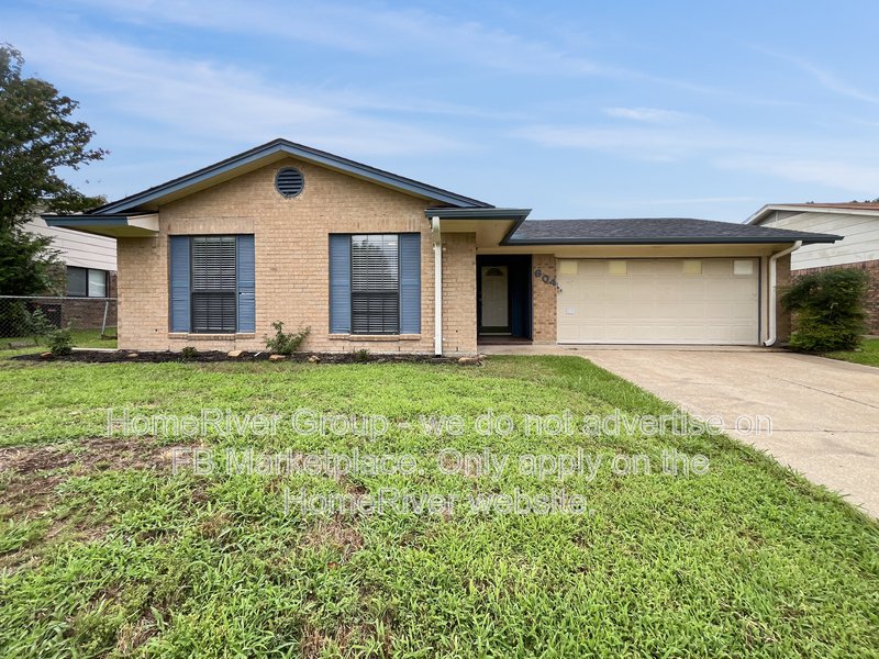 Available Now | Pet Friendly | Fenced Yard property image