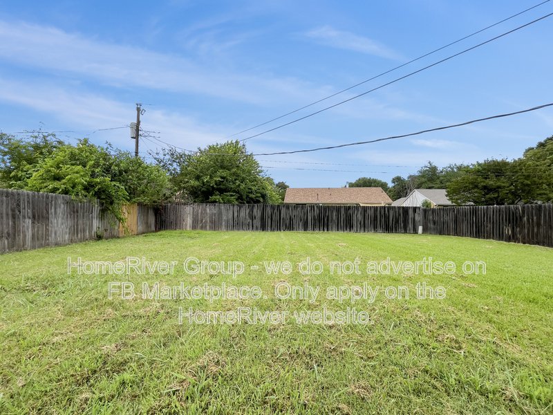 Available Now | Pet Friendly | Fenced Yard property image