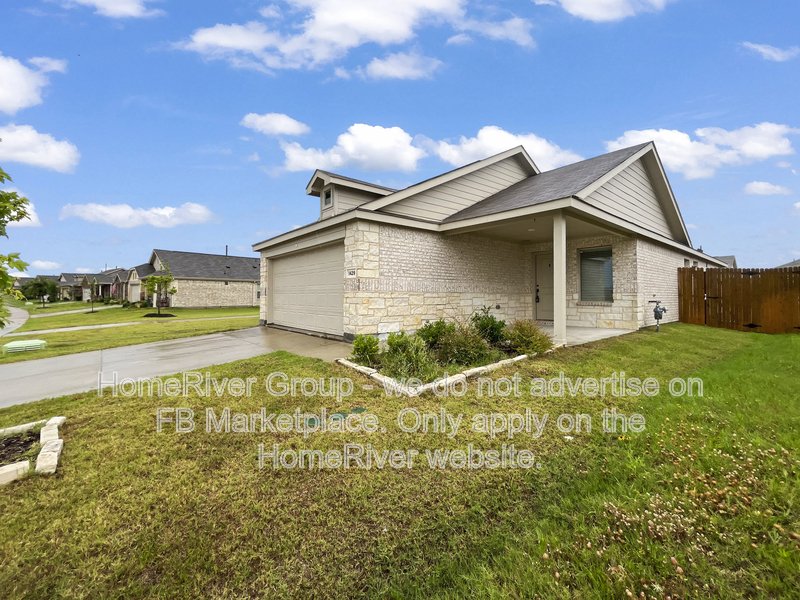 Available Now | Pet Friendly | Fenced Yard property image