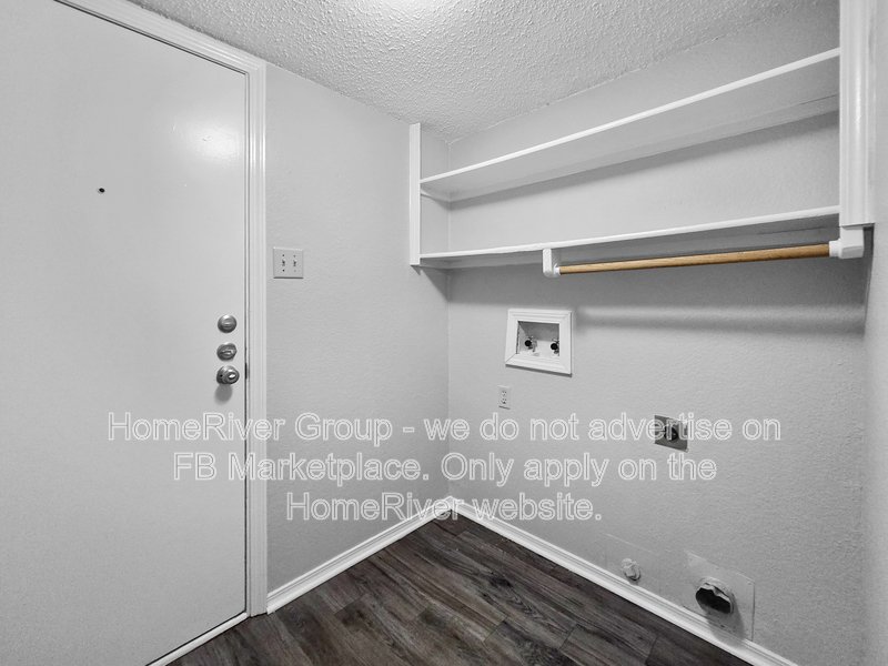 Pet Friendly |  Cozy Fireplace | Fridge | New Carpet property image