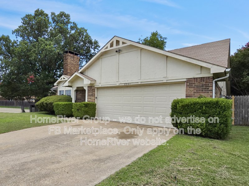 Pet Friendly |  Cozy Fireplace | Fridge | New Carpet property image