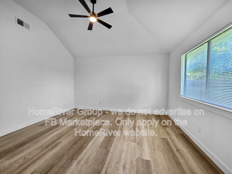 3 BR Homes | Fireplace | Fenced Yard | Meadowcreek Elementary property image