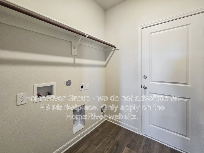Pet Friendly | Fenced Yard | Fridge Included property image