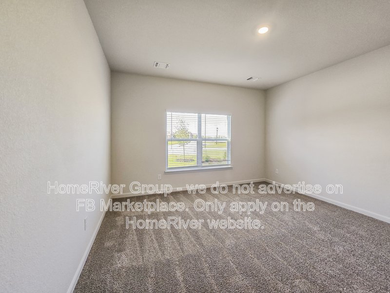 Pet Friendly | Fenced Yard | Fridge Included property image