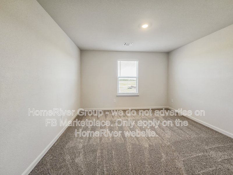Pet Friendly | Fenced Yard | Fridge Included property image