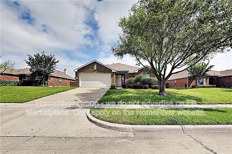 Spacious | 3-Bed Single-Story Home | Open Floor Plan | Huge Backyard property image