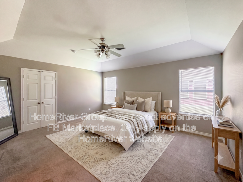 313 Charleston Dr property image
