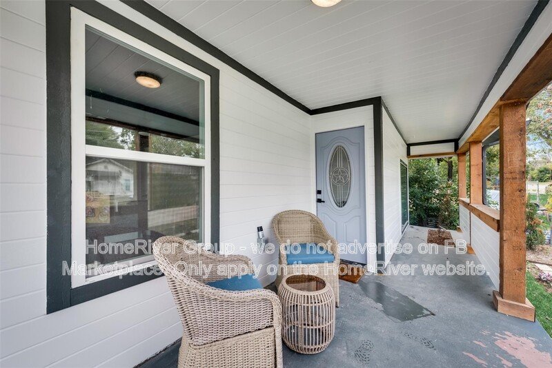 Designer Finishes | Stainless Steel | Pet Friendly. property image